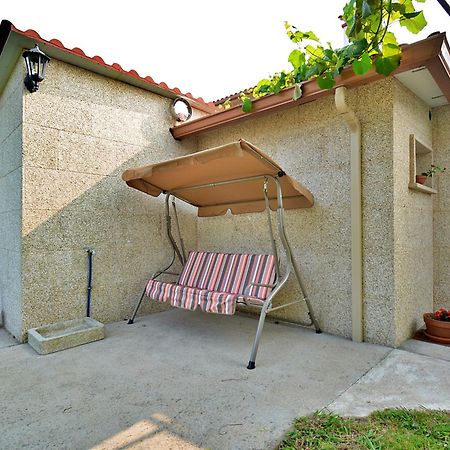 Galihost - Casa Con Jardin En Pontevedra Villa Buitenkant foto